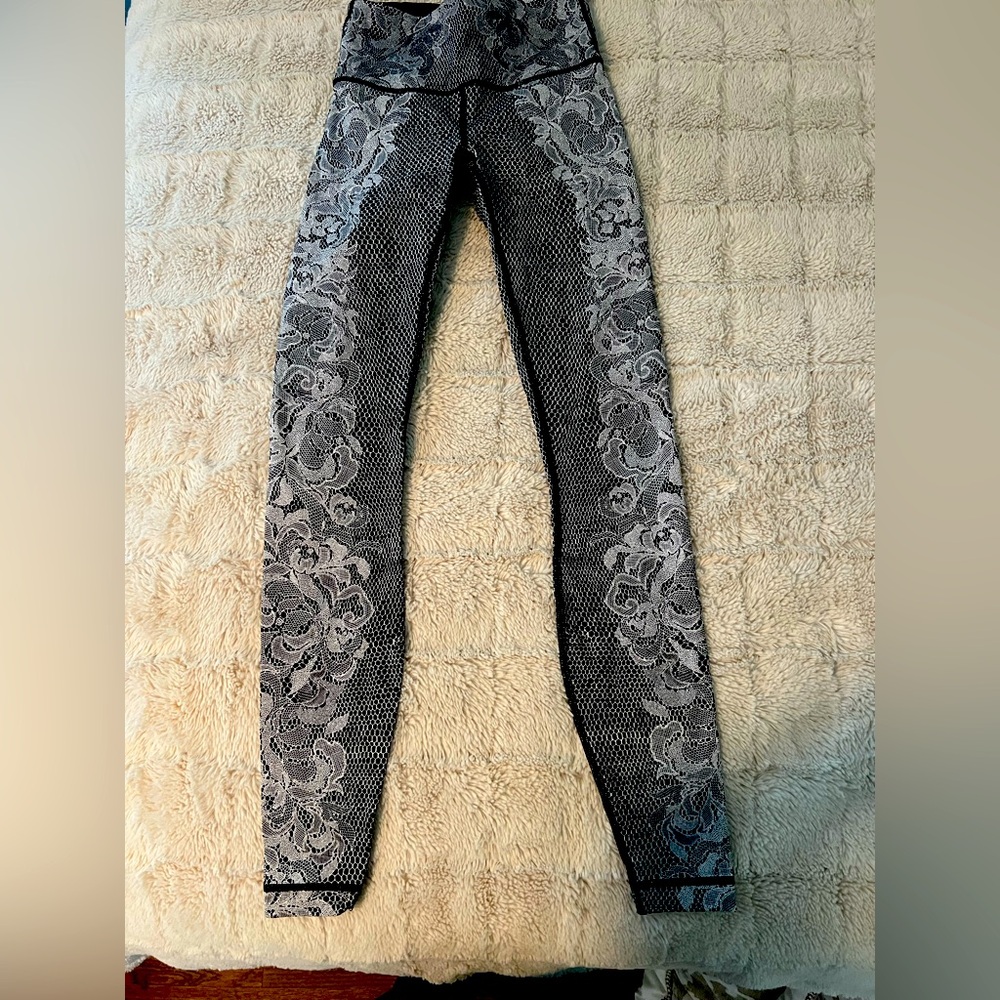 Lululemon leggings.